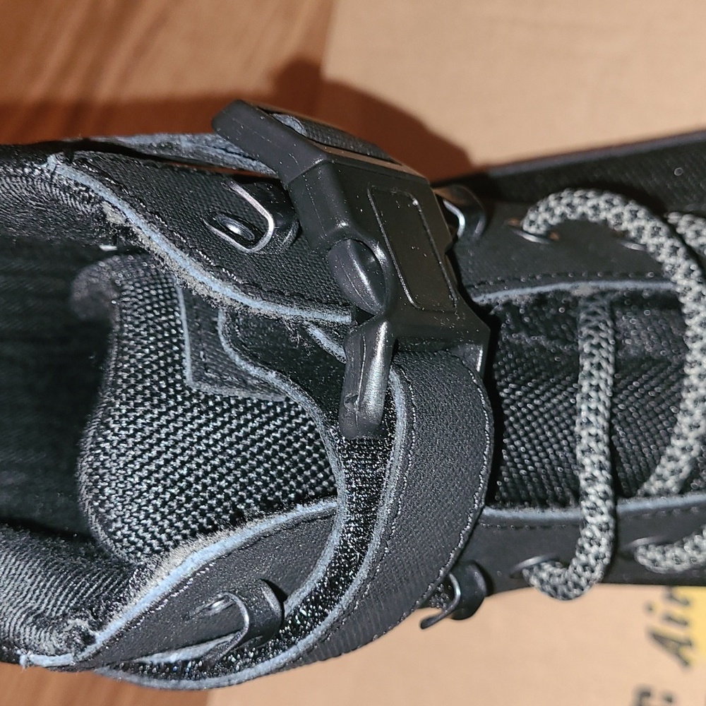New Dr. Martens Air Wair "Combo Tech" with bounce soles size 13 - Picture 6 of 15